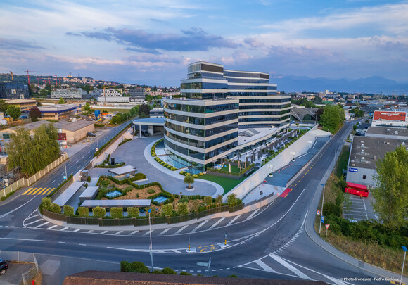 La façade du Millenium vue du ciel